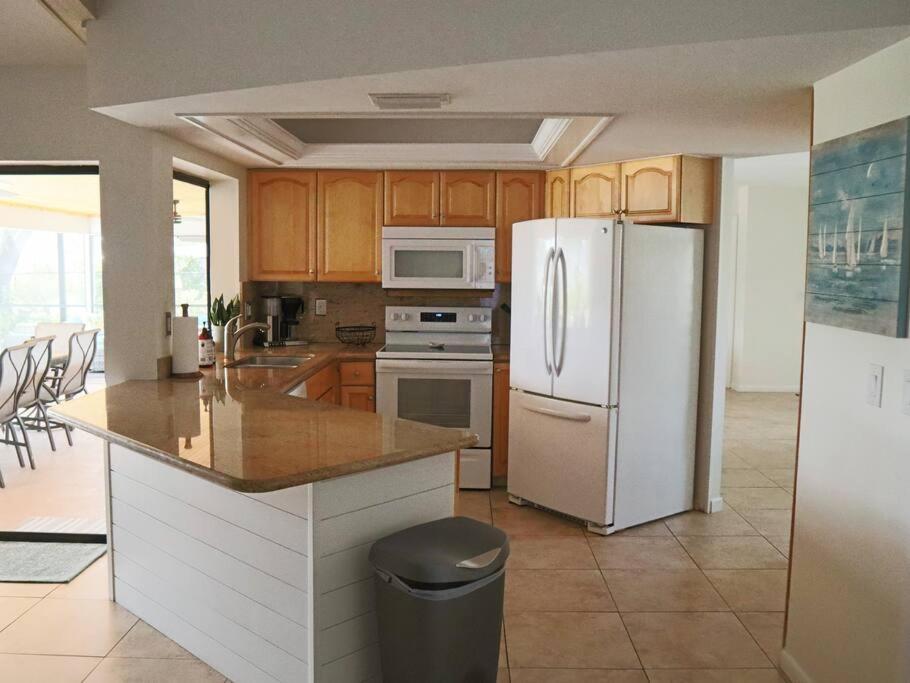 Cozy Retreat, Heated Pool, Water Canal, Bikes,3 Bedroom Cape Coral Extérieur photo