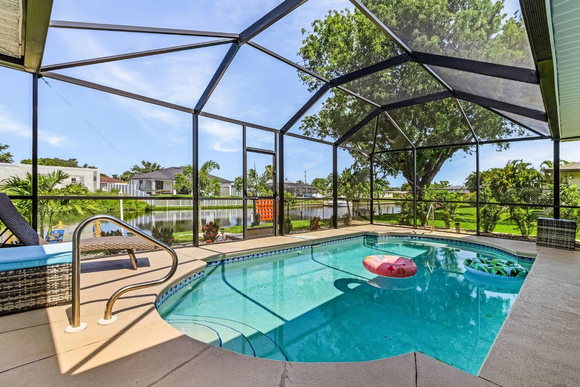 Cozy Retreat, Heated Pool, Water Canal, Bikes,3 Bedroom Cape Coral Extérieur photo